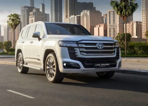 تسهیل واردات خودرو برای خارج‌نشینان؛ گشایش محدود با بوی رانت