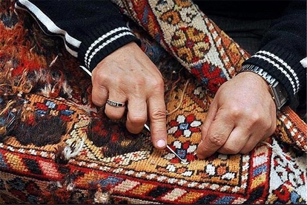 شهر ملی «گلیم ورنی عنبران» و چشمانداز جهانیشدن آن شهر ملی «گلیم ورنی عنبران» و چشمانداز جهانیشدن آن