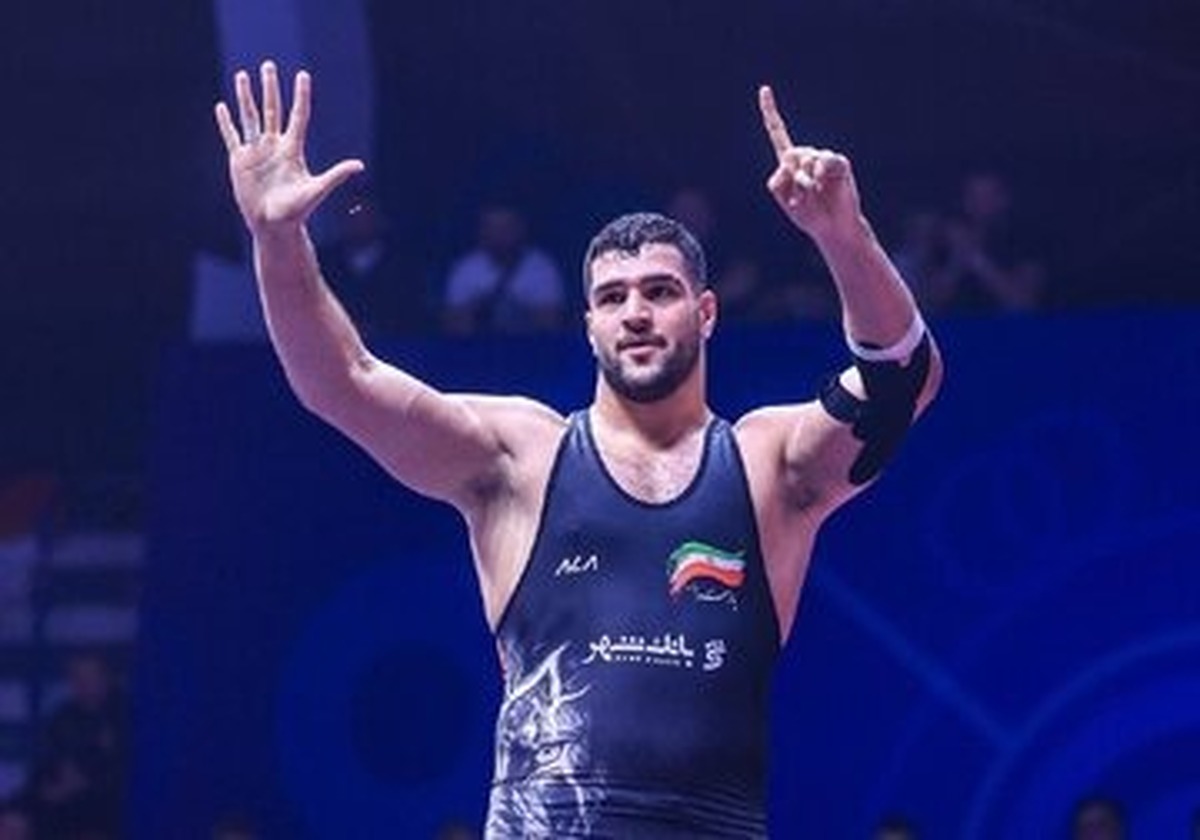 معصومی فدراسیون کشتی را دور زد معصومی فدراسیون کشتی را دور زد