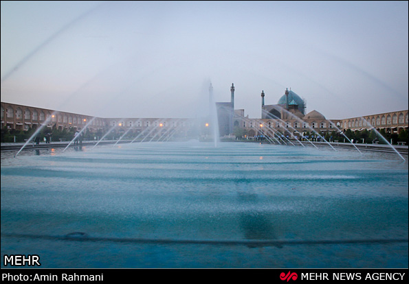میدان نقش جهان جای آزمون وخطا نیست؛هشدارمتخصصان درباره مرمت صندوق احیا میدان نقش جهان جای آزمون وخطا نیست؛هشدارمتخصصان درباره مرمت صندوق احیا