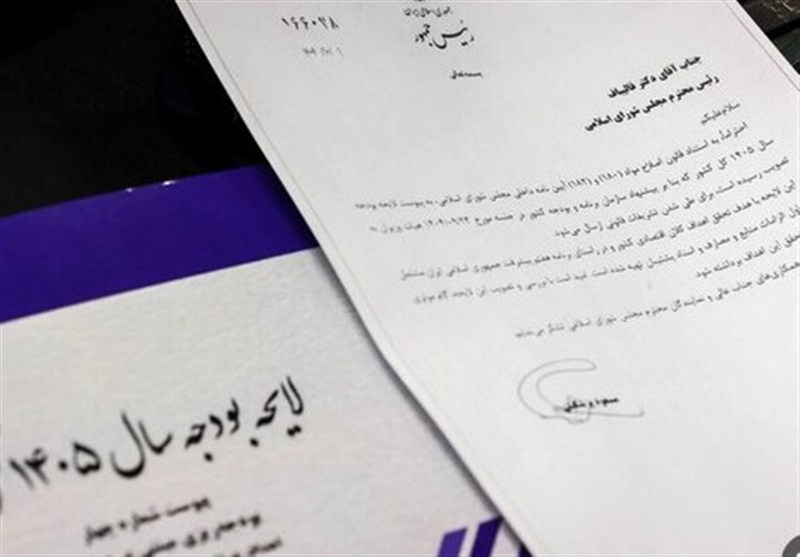 نبرد ارقام بر سر گندم؛ مجلس چگونه پیشنهاد دولت را 200 همت بالا برد؟ نبرد ارقام بر سر گندم؛ مجلس چگونه پیشنهاد دولت را 200 همت بالا برد؟