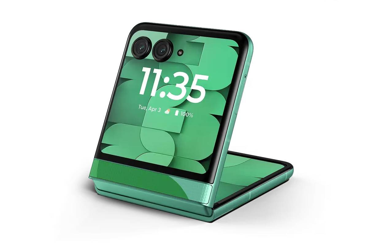 گوشی جام جهانی ۲۰۲۶ عرضه شد گوشی جام جهانی ۲۰۲۶ عرضه شد