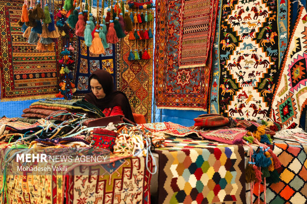 بسته حمایتی دولت برای تابآورسازی صنایعدستی بسته حمایتی دولت برای تابآورسازی صنایعدستی