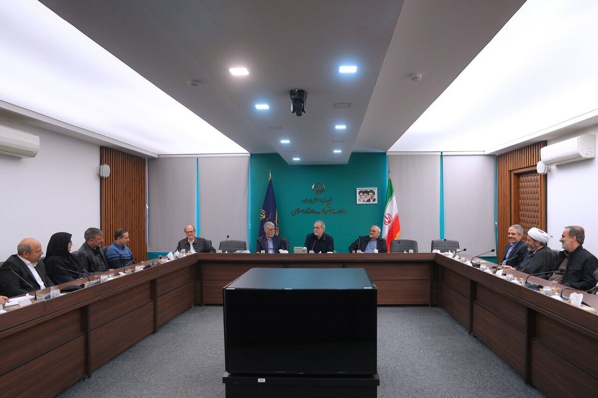 توصیه پزشکیان به اهالی فرهنگ و رسانه توصیه پزشکیان به اهالی فرهنگ و رسانه