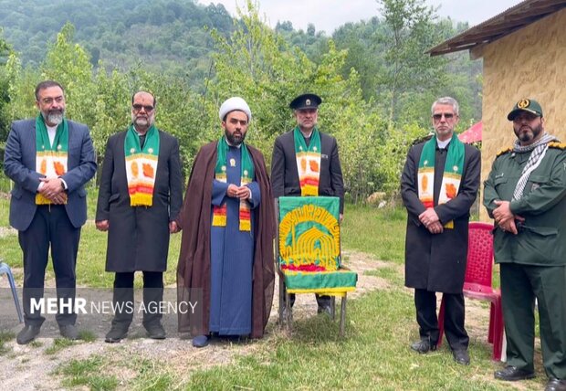 فومن غرق در عطر رضوی شد فومن غرق در عطر رضوی شد