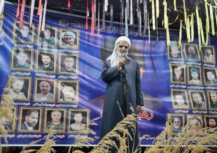 ماموستا رستمی: استقامت ملت ایران پیام اقتدار و صلح به جهان مخابره کرد ماموستا رستمی: استقامت ملت ایران پیام اقتدار و صلح به جهان مخابره کرد