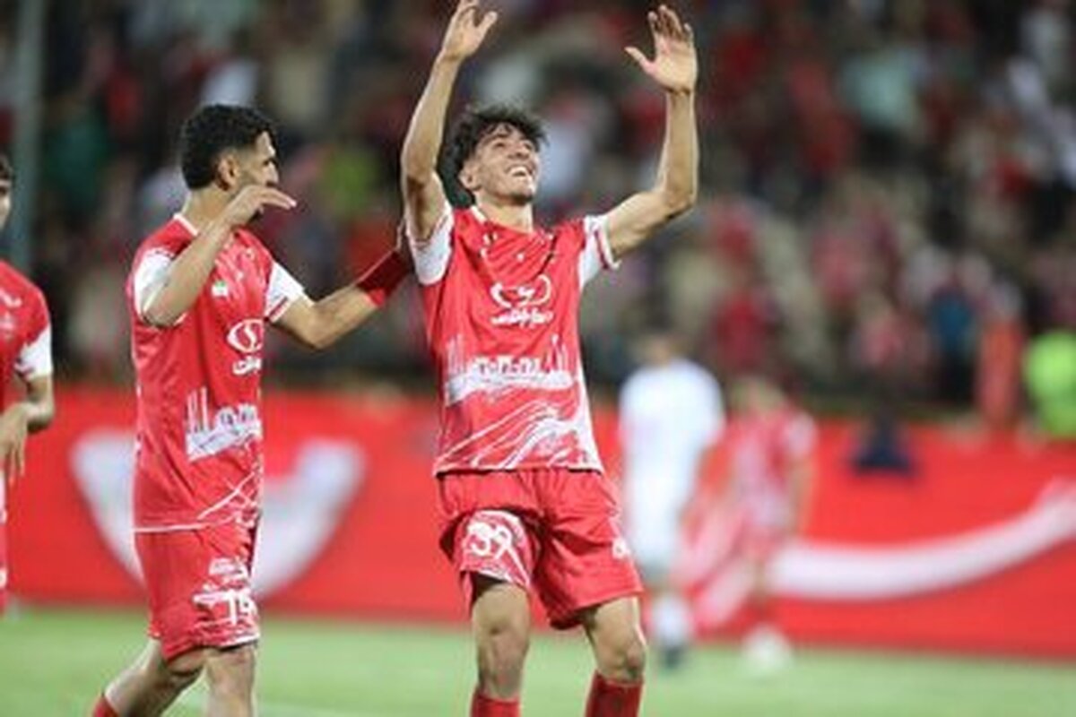 مدافع پرسپولیس لگد به بخت خود زد مدافع پرسپولیس لگد به بخت خود زد