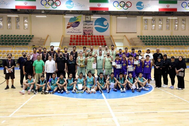 موندوپارک قهرمان رقابتهای بسکتبال «جام خلیج فارس» کیش شد موندوپارک قهرمان رقابتهای بسکتبال «جام خلیج فارس» کیش شد