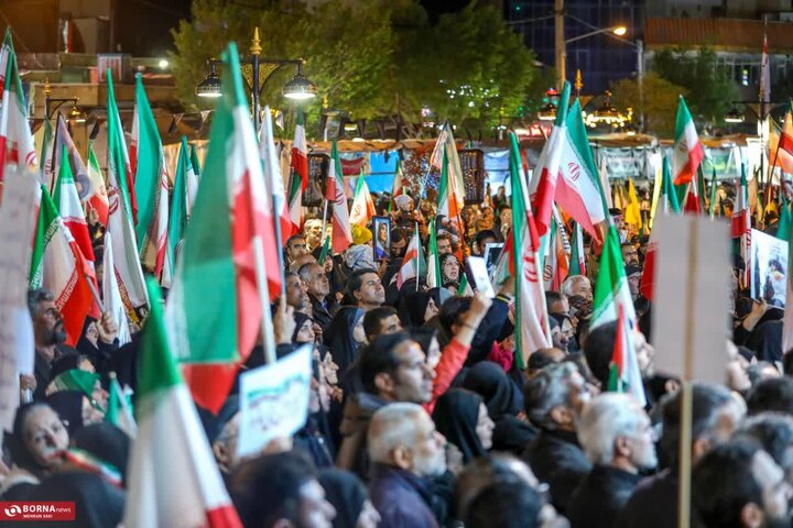 پنجاه و هفتمین شب حماسهسازی مردم قزوین پنجاه و هفتمین شب حماسهسازی مردم قزوین