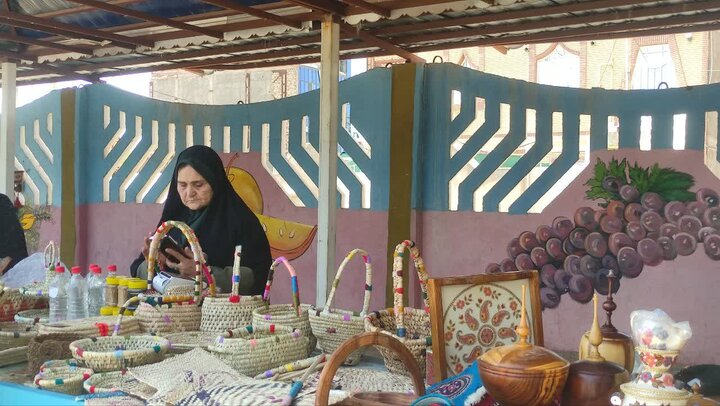 افتتاح بازارچه صنایعدستی بم برای حمایت از مشاغل خرد خانگی افتتاح بازارچه صنایعدستی بم برای حمایت از مشاغل خرد خانگی
