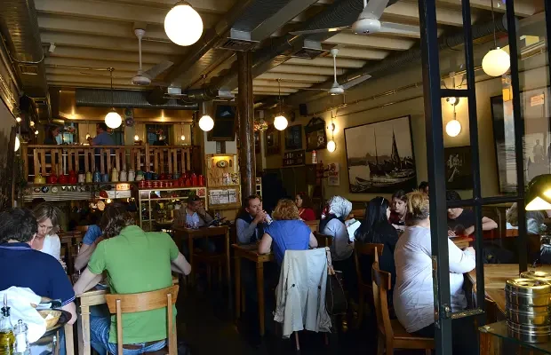 ایرانیها در استانبول کجا شبنشینی میکنند؟ lastsecond.ir-best-cafe-in-istanbul 1856.jpg