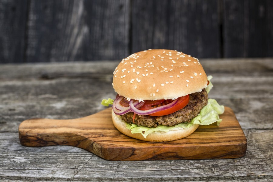 بهترین غذاهای جهان + عکس Hamburger.jpg