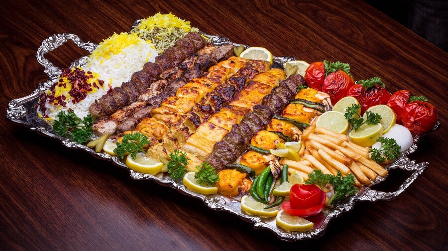 بهترین غذاهای جهان + عکس Persian Kebabs.jpg