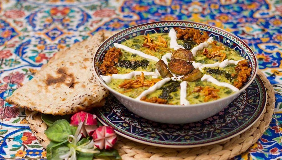 بهترین و معروف ترین غذاهای محلی و سنتی اصفهان + عکس شوربا.jpg