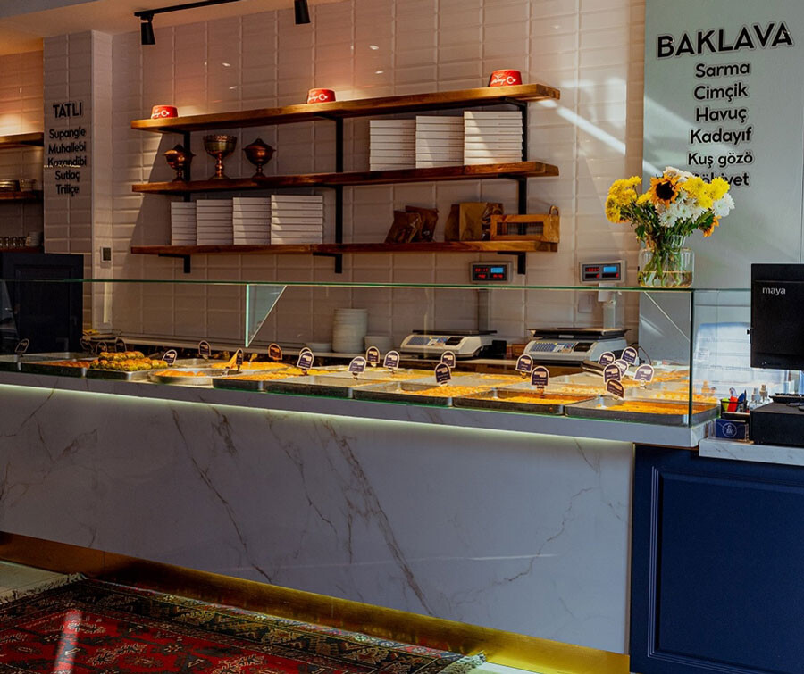 بهترین کافههای صبحانهدار مناطق مختلف تهران با آدرس lastsecond.ir-cafes-with-breakfast-in-tehran-adli1.jpg
