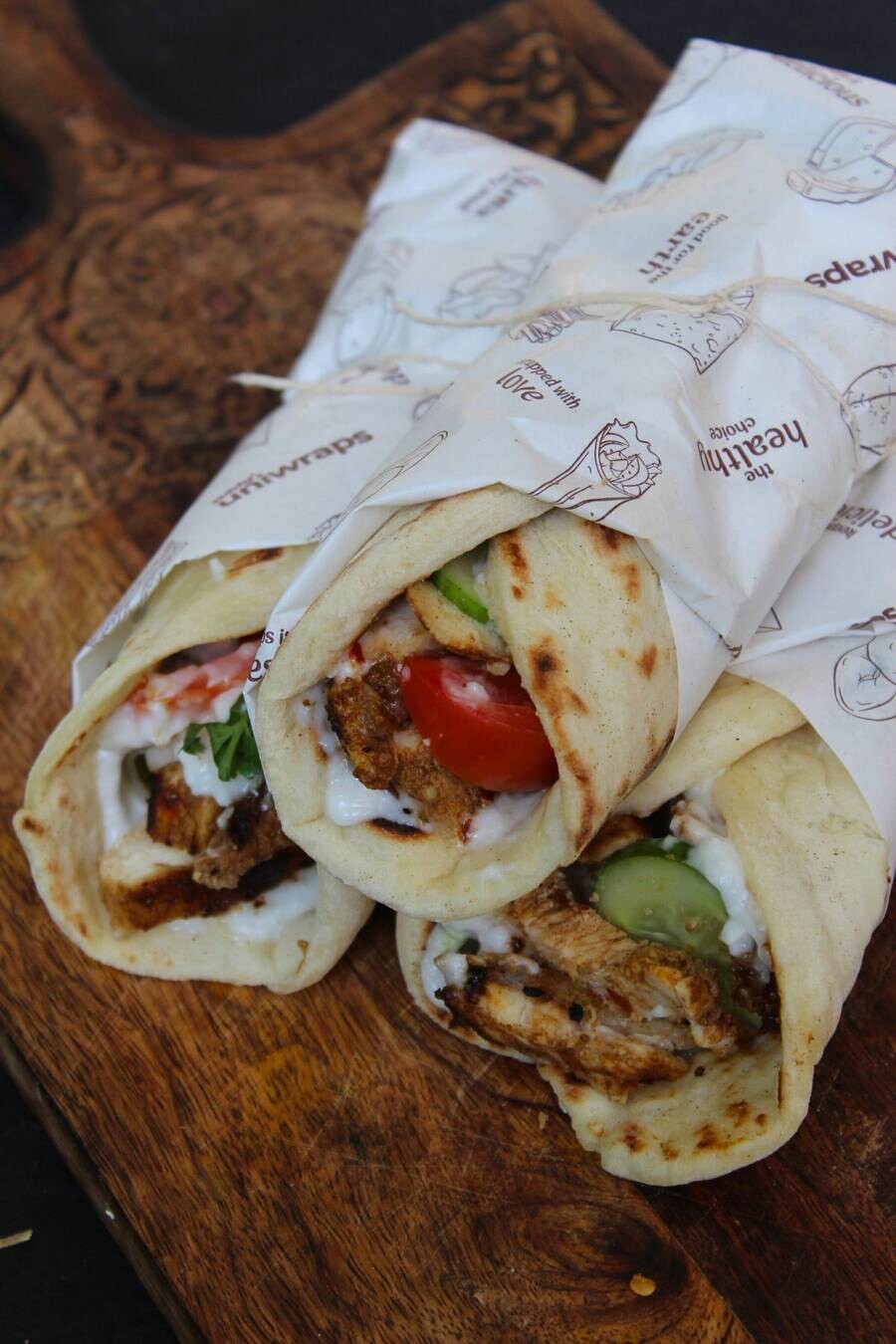 تجربه بینظیر غذای عربی با بهترین دسرها و غذاهای قطر chicken-shawarma-4.jpg