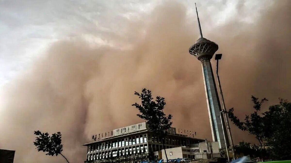 تهرانیها در خانه بمانند/ تداوم باد شدید و رگبار در پایتخت تهرانیها در خانه بمانند/ تداوم باد شدید و رگبار در پایتخت