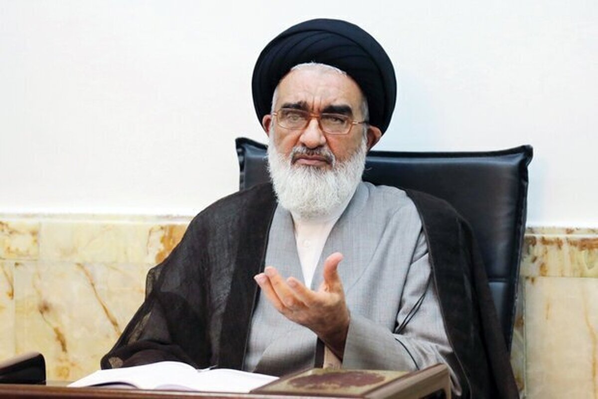 توصیه امام جمعه قم به مردم شرکت کننده در تجمعهای شبانه توصیه امام جمعه قم به مردم شرکت کننده در تجمعهای شبانه