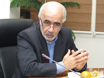 هشدار احمد معتمدی درباره تداوم قطعی اینترنت: مردم را به فیلترشکن عادت ندهید؛ کنترل فضا سختتر میشود هشدار احمد معتمدی درباره تداوم قطعی اینترنت: مردم را به فیلترشکن عادت ندهید؛ کنترل فضا سختتر میشود