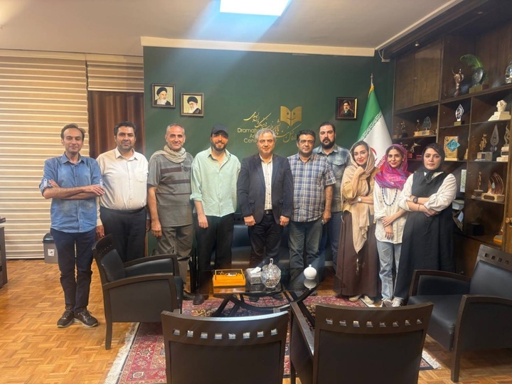 دیدار اعضای انجمن مدرسان با مدیرکل هنرهای نمایشی/ استقبال مدیریت فرهنگی از طرحهای جدید تئاتری دیدار اعضای انجمن مدرسان با مدیرکل هنرهای نمایشی/ استقبال مدیریت فرهنگی از طرحهای جدید تئاتری