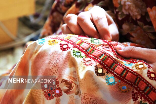 صنایع دستی سیستان و بلوچستان؛ فرصت اقتصاد پایدار در کویر سوزان صنایع دستی سیستان و بلوچستان؛ فرصت اقتصاد پایدار در کویر سوزان