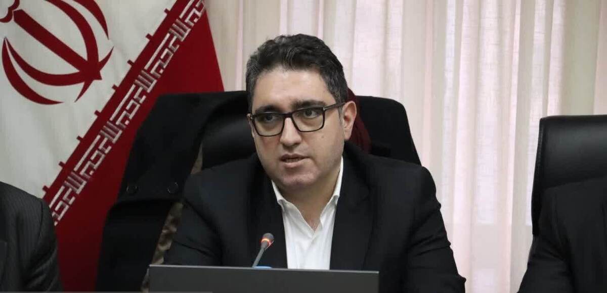 اختلاف نرخ دلار، تجارت را قفل کرده است | دلار ۱۳۰ هزار تومانی را نمیشود با نرخ ۸۰ هزار تومان فروخت اختلاف نرخ دلار، تجارت را قفل کرده است | دلار ۱۳۰ هزار تومانی را نمیشود با نرخ ۸۰ هزار تومان فروخت