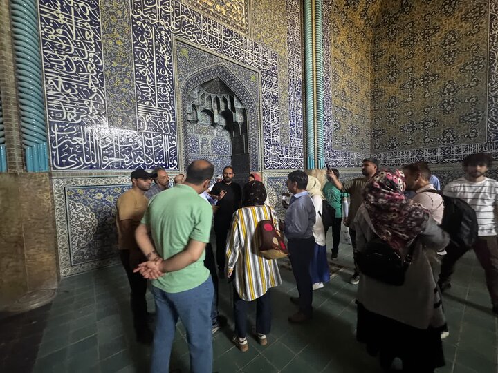 ترکهای مسجد جامع عباسی و هشدارجهانی؛روایتی از زخم جنگ بر میراث اصفهان ترکهای مسجد جامع عباسی و هشدارجهانی؛روایتی از زخم جنگ بر میراث اصفهان