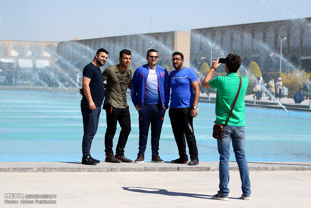معمای گردشگری اصفهان؛ چرا افزایش ظرفیت، به افزایش سفر منجر نمیشود؟ معمای گردشگری اصفهان؛ چرا افزایش ظرفیت، به افزایش سفر منجر نمیشود؟