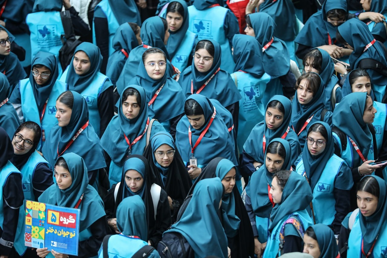 استقبال پرشور مخاطبان از روز نخست جشنواره + تصاویر استقبال پرشور مخاطبان از روز نخست جشنواره