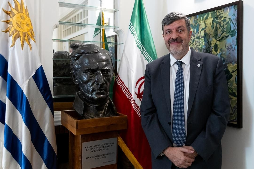 وقتی سفرای آمریکای لاتین میزبان خبرنگاران شدند نشست سفرای آمریکای لاتین با جمعی از نمایندگان رسانههای ایرانی